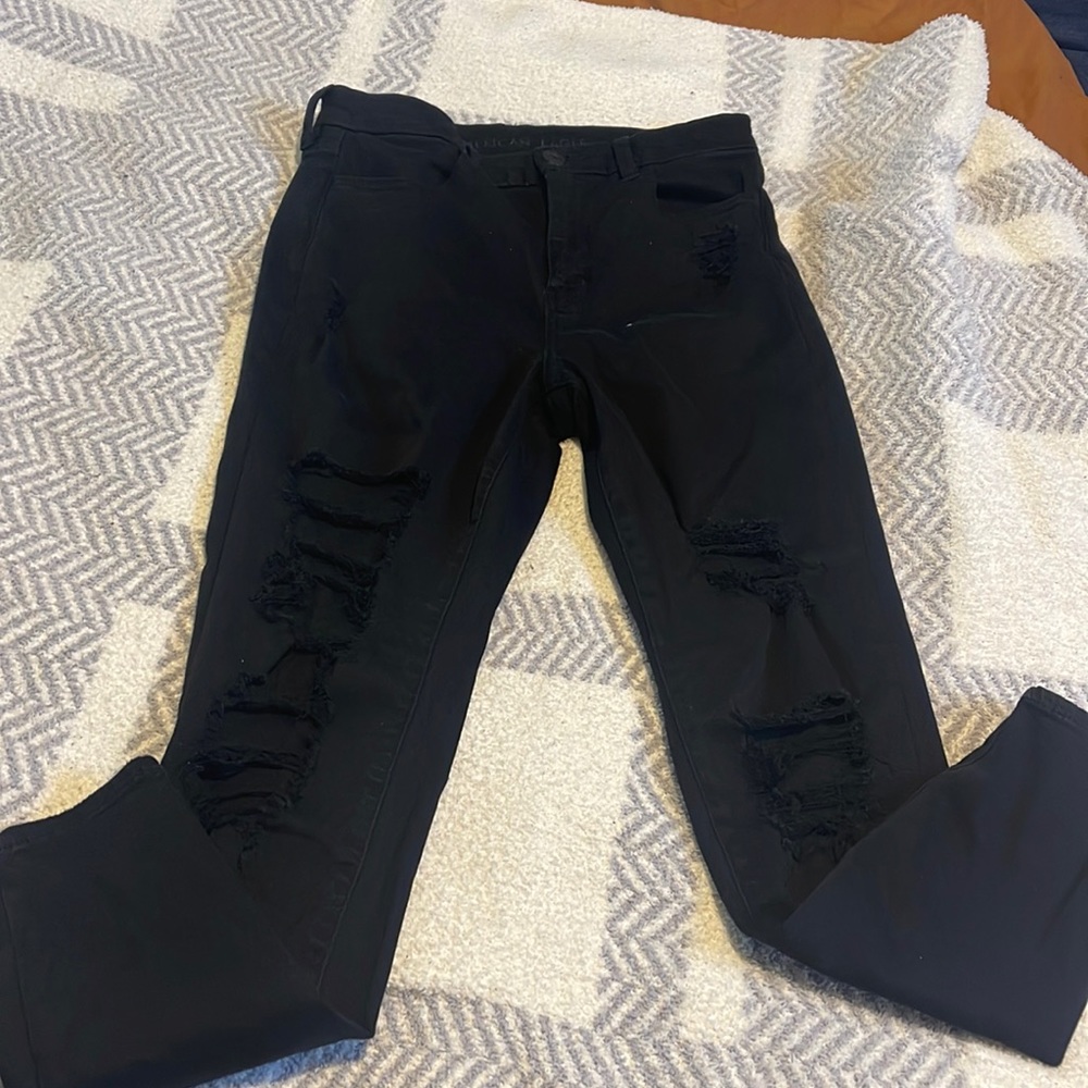 Black ripped skinny jeans